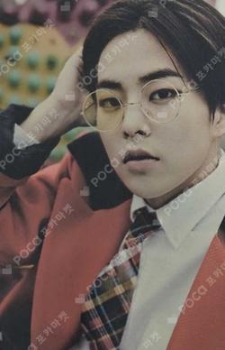 LOVE ME RIGHT POSTCARD SET