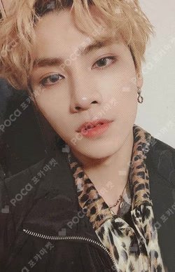 Kick Back HITCHHIKER VER. XIAOJUN photocard image