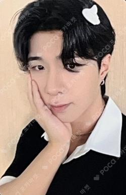 ONF:MY IDENTITY EVERLINE WYATT photocard image