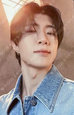 ONF:MY IDENTITY TOWER RECORDS WYATT photocard image