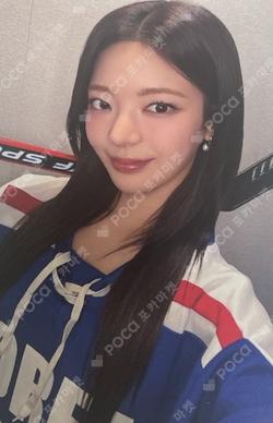 ITZY LIA photocard image
