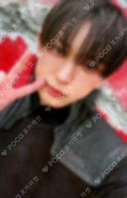 We on Fire LIMITED/STANDARD EDITION SHOWCASE Weverse PICK-UP (ALBUM) HARUA photocard image