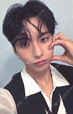 DEAD AND WHOSFAN O.de photocard image