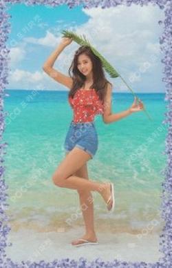 TWICE TZUYU photocard image