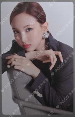 TWICE NAYEON photocard image