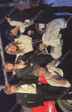 LXVE to DEATH The End ver. Barnes & Noble Exclusive Unit photocard image