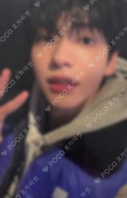 7TH YEAR: A Moment of Stillness in the Thorns YIZHIYU SOOBIN photocard image