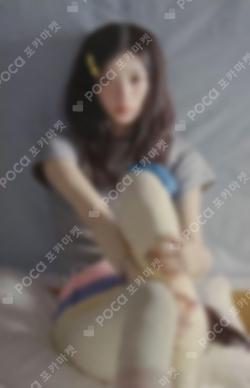ILLIT MOKA photocard image