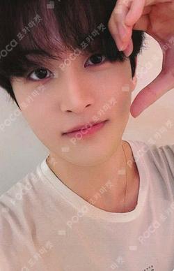 Beat It Up YIZHIYU MARK photocard image