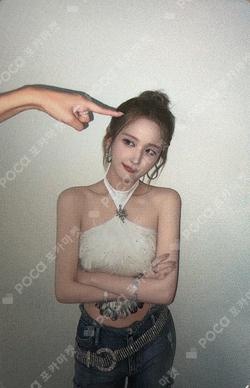 Who is she DEAR MY MUSE BELLE photocard image