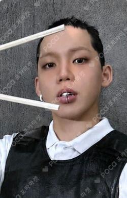 TREASURE CHOI HYUN SUK photocard image