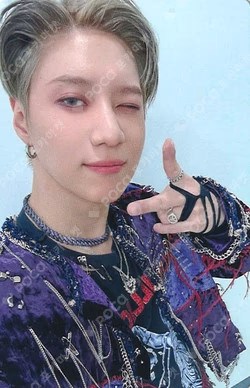 SHINee TAEMIN photocard image