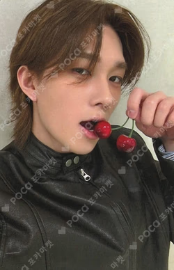 UNIQUE EVERLINE THEO photocard image