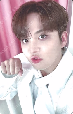 GOLDEN HOUR : Part.5 POP-UP STORE RANDOM TRADING CARD JONGHO photocard image