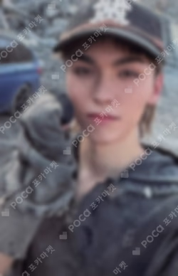 V8 BROADCAST VERNON photocard image