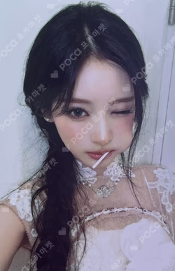 BITE NOW Hellolive shop ANNA photocard image