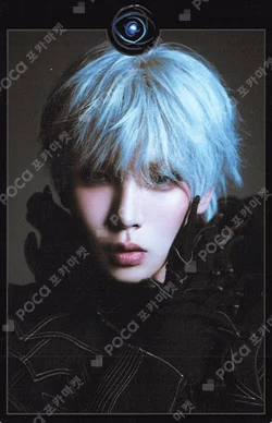 HUNTER RANDOM TRADING CARD Key photocard image