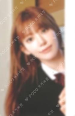 LE SSERAFIM SAKURA photocard image