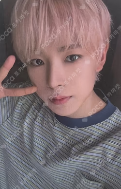 NCT YUSHI photocard image