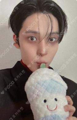 ATEEZ YUNHO photocard image