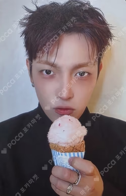 ATEEZ HONGJOONG photocard image