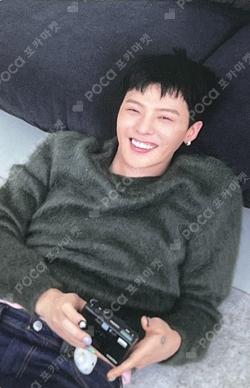 G-DRAGON OFFICIAL MEMBERSHIP 1ST FAM KIT [PETALS OF LOVE]