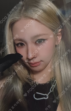 We made Crow Ver. MIYEON photocard image