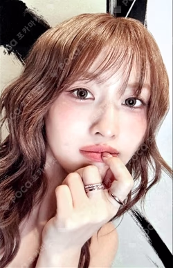 TWICE MOMO photocard image