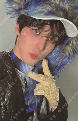 ATEEZ YUNHO photocard image