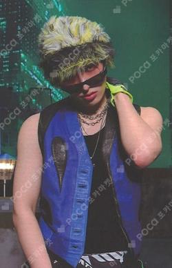 ATEEZ MINGI photocard image
