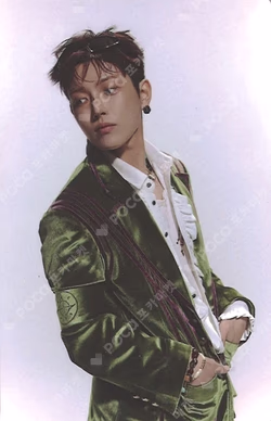 ATEEZ HONGJOONG photocard image