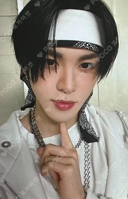 Youth Chapter : Epilogue Starlike Music A-MIN photocard image
