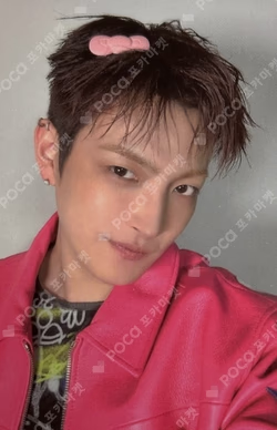 GOLDEN HOUR : Part.5 KPOP STORE