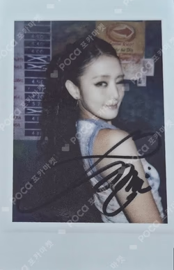 We made Mono Ver./Crow Ver. APPLEMUSIC LUCKY DRAW MINNIE photocard image