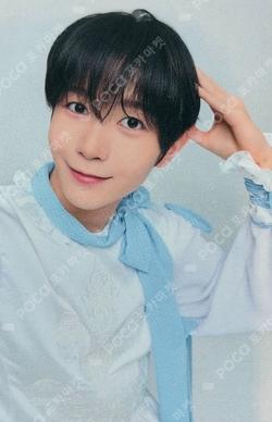 NCT RYO 的小卡圖片