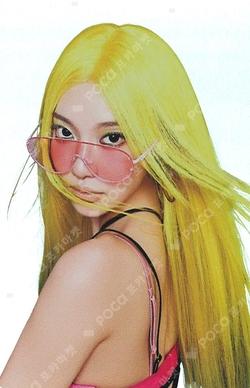 aespa WEEK - MAKE IT LEMONADE POSTCARD + HOLOGRAM PHOTO CARD SET LEMONADE Ver. NINGNING photocard image