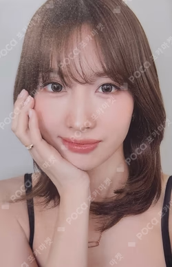 TWICE MOMO photocard image