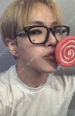 NEW WAV WHOSFAN YOON JAE HYUK photocard image