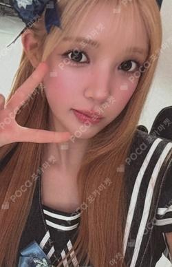 Hearts2Hearts YUHA photocard image