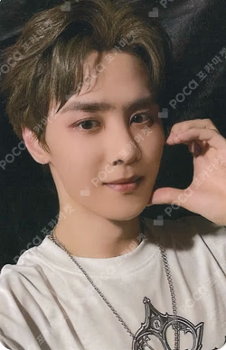 NCT KUN photocard image