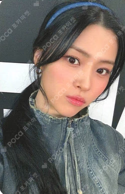 ITZY RYUJIN photocard image