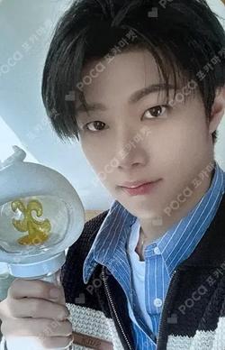 xikers [2nd FANMEETING : road𝓨map to univer𝓍ity] road𝓨 zone HYUNWOO photocard image