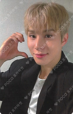 WALK KLOOK JUNGWOO photocard image