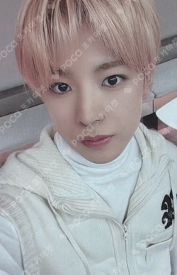 NCT YUSHI photocard image