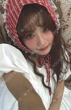 2026 SEASON'S GREETINGS RANDOM TRADING CARD SET A ver.