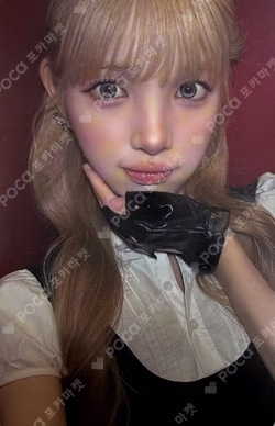 Hearts2Hearts YUHA photocard image