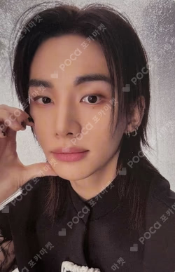 Stray Kids HYUNJIN photocard image