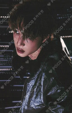 REVERXE YPBOOKS KAI photocard image