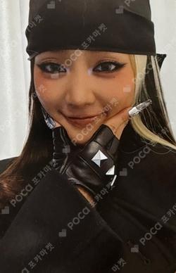 i-dle minini baby POP-UP TRADING PHOTO CARD SET MINNIE photocard image