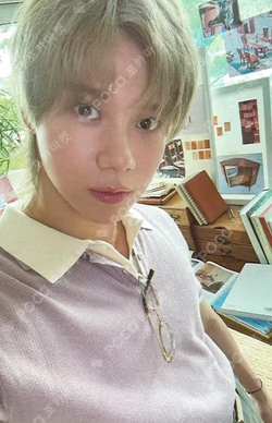 SHINee TAEMIN photocard image